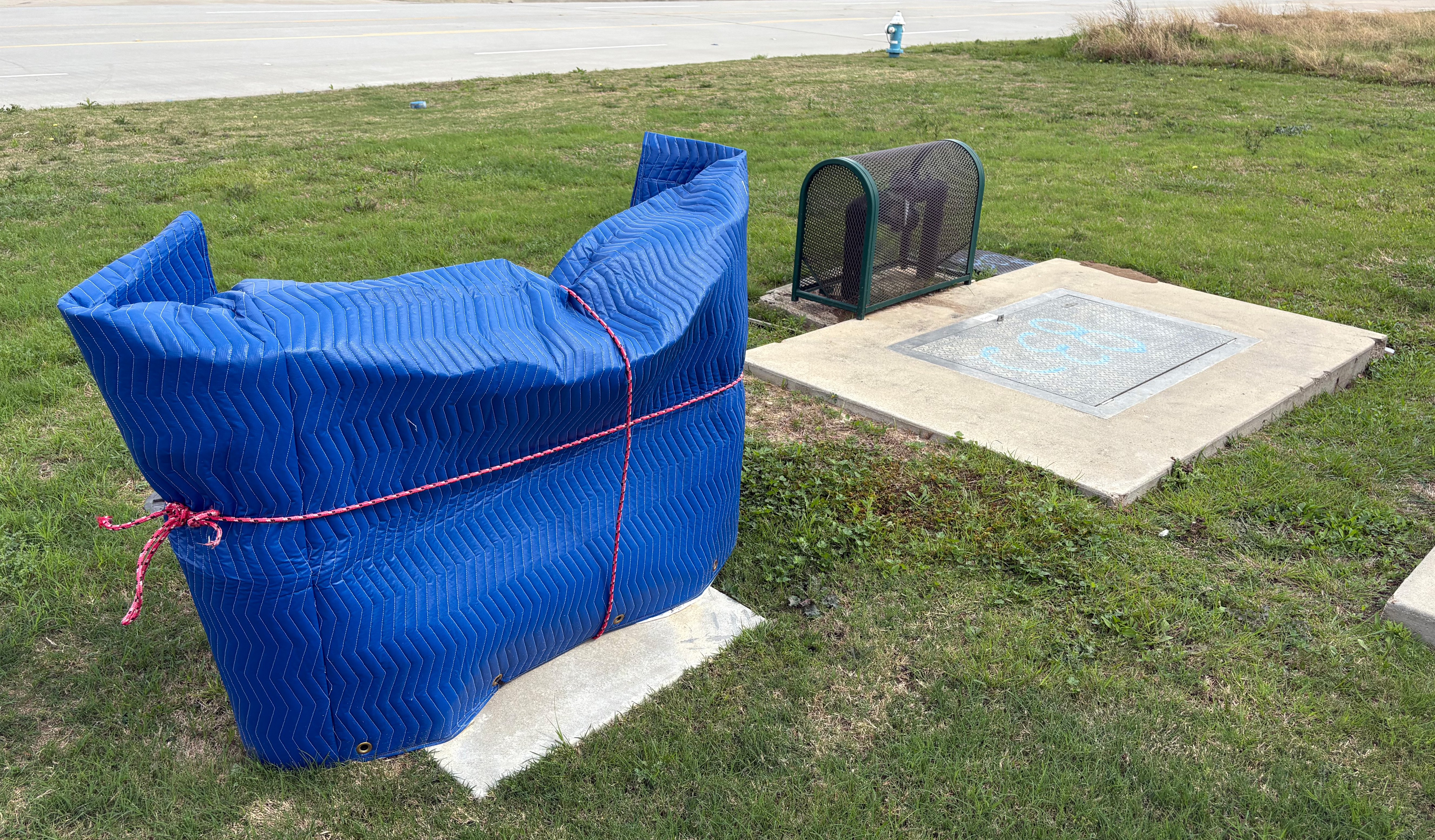 A backflow cage wrapped in a blanket will do little to protect against long-term freeze